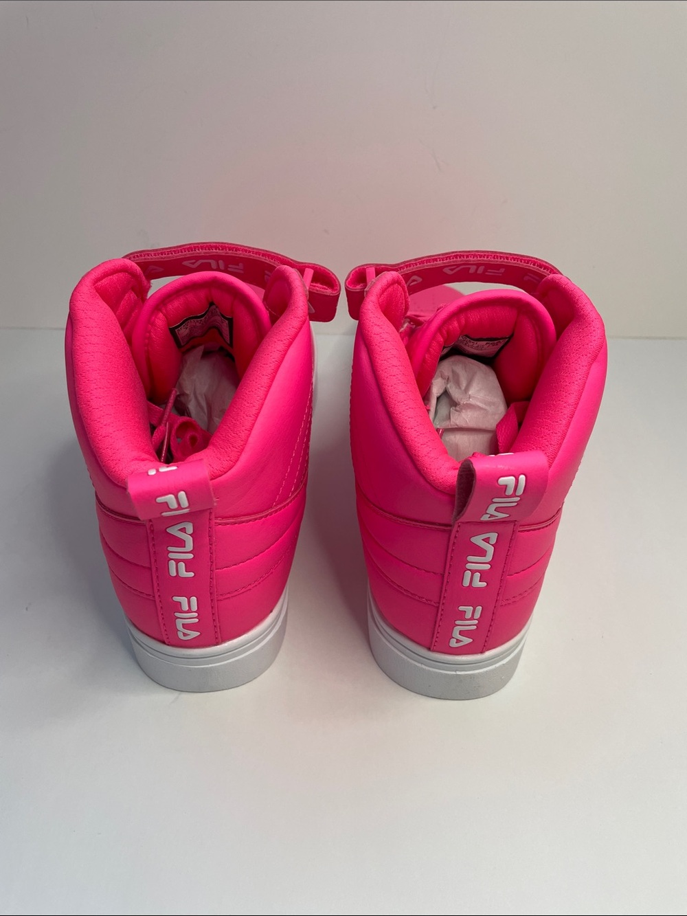NIB FILA Women’s Hot Pink High-Top Sneakers with Strap.  Size 9. - Picture 2 of 7